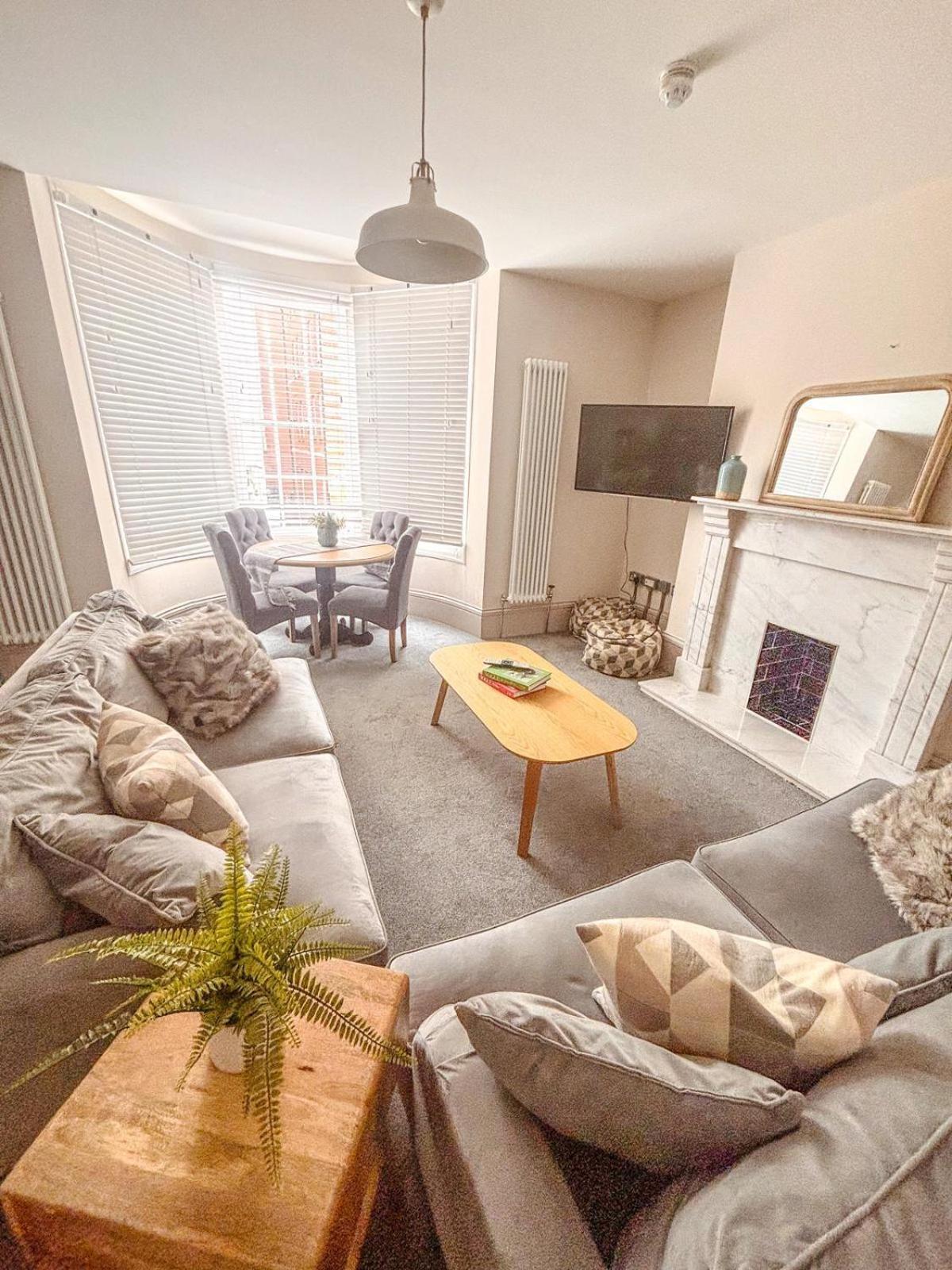Oxford Street Grand Apartment- Free Evening Parking Southampton Exterior foto